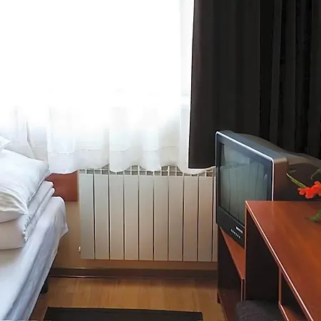 Nu Szálloda